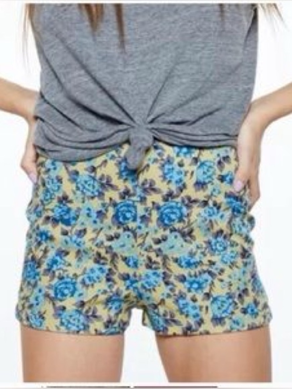 Novella Royale Luna High Waisted Shorts Blue Rose Floral Yellow M